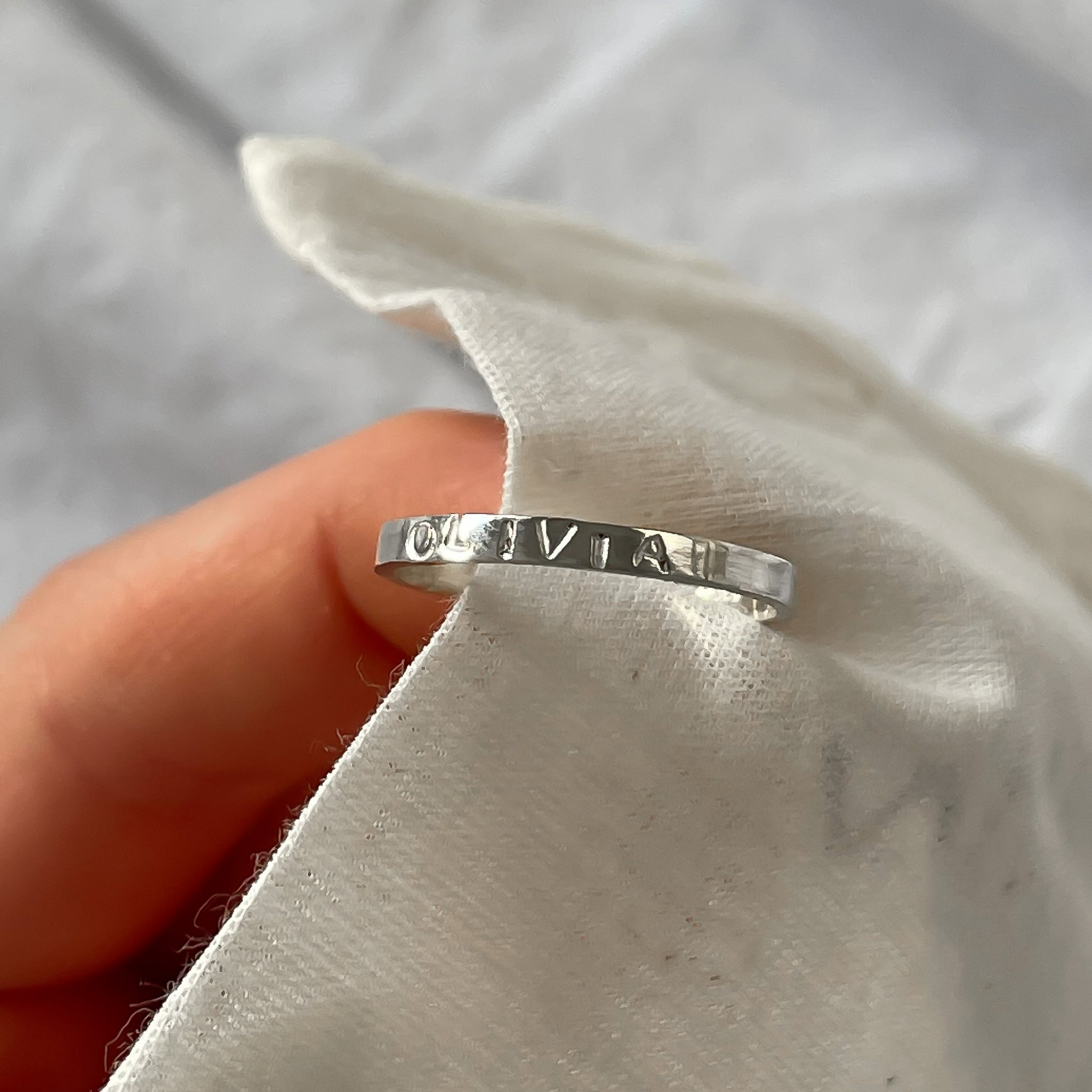 THIN PERSONALISED RING